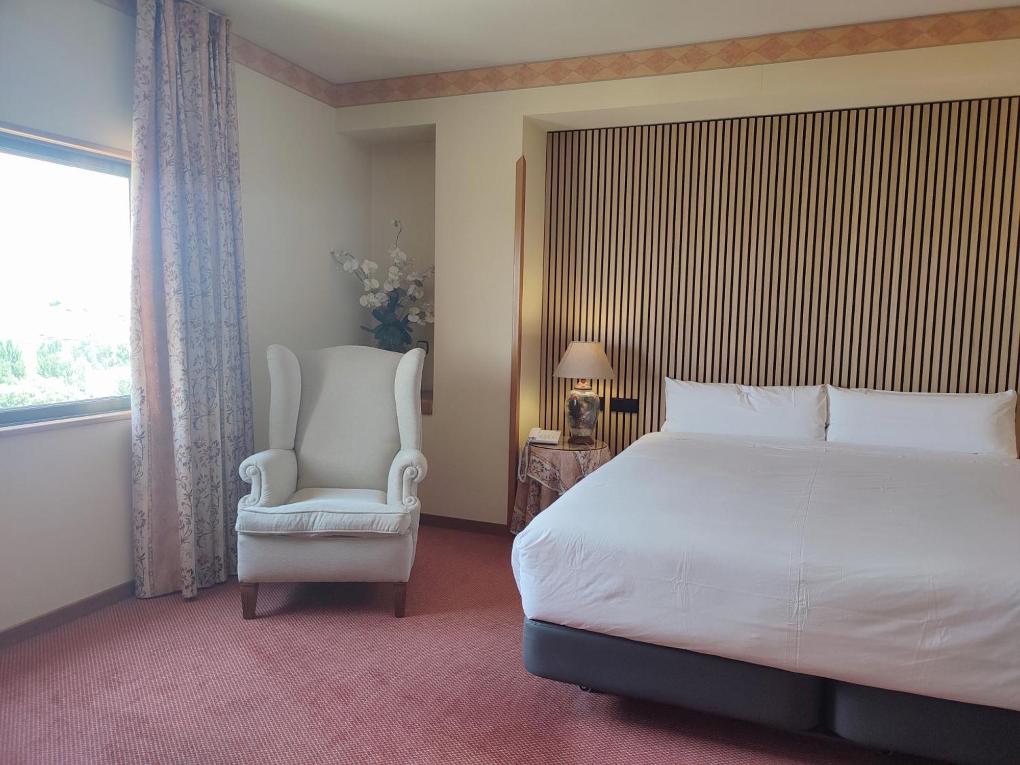 Hotel Sercotel Cuatro Postes Ávila Exteriér fotografie