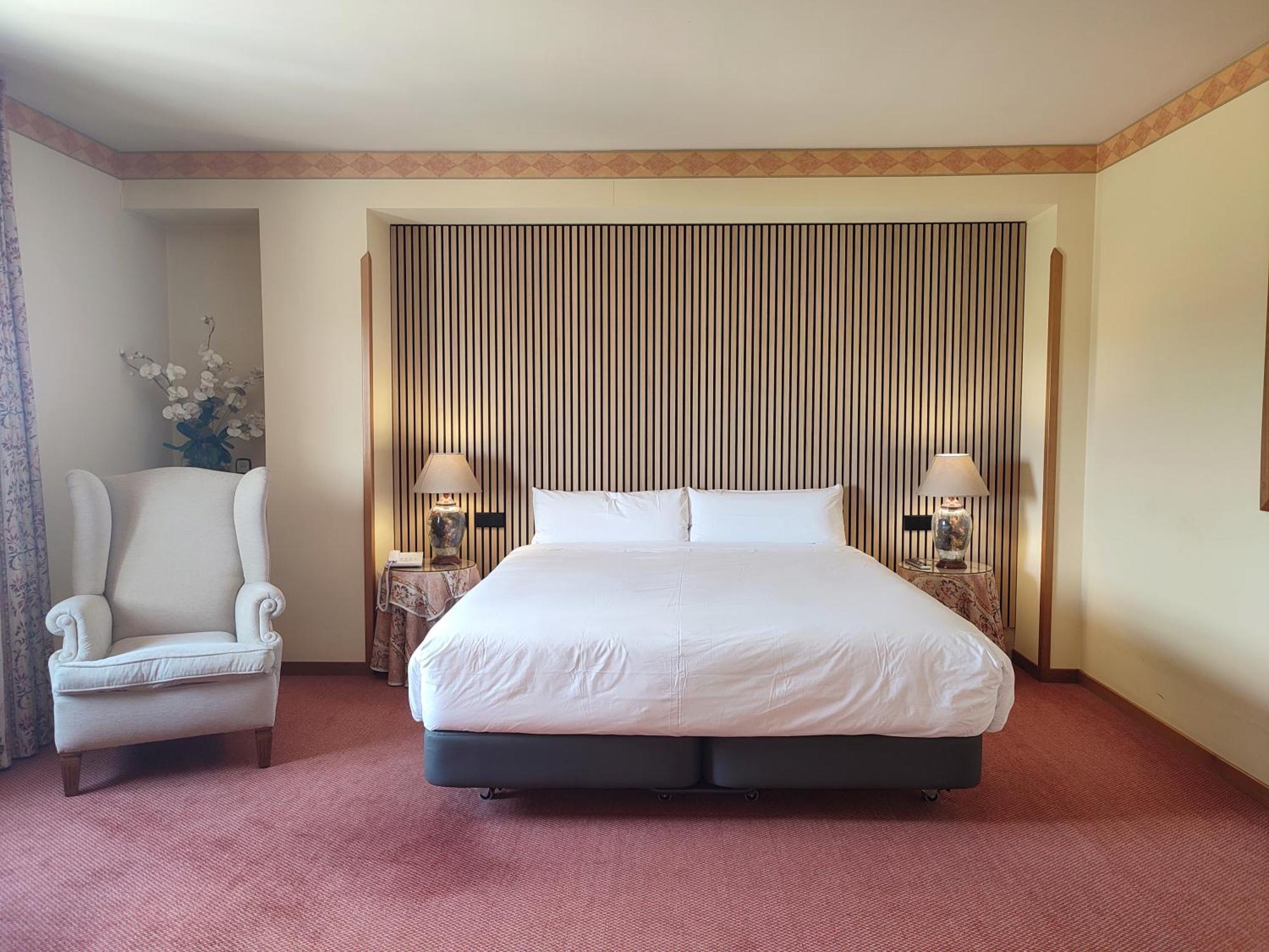 Hotel Sercotel Cuatro Postes Ávila Exteriér fotografie