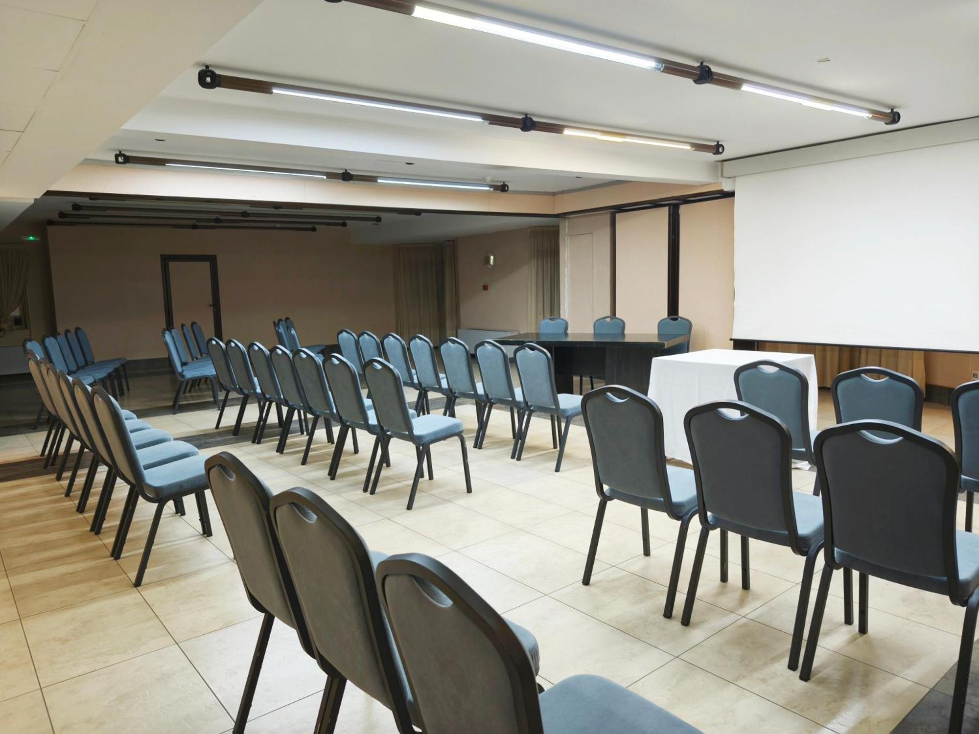 Hotel Sercotel Cuatro Postes Ávila Exteriér fotografie