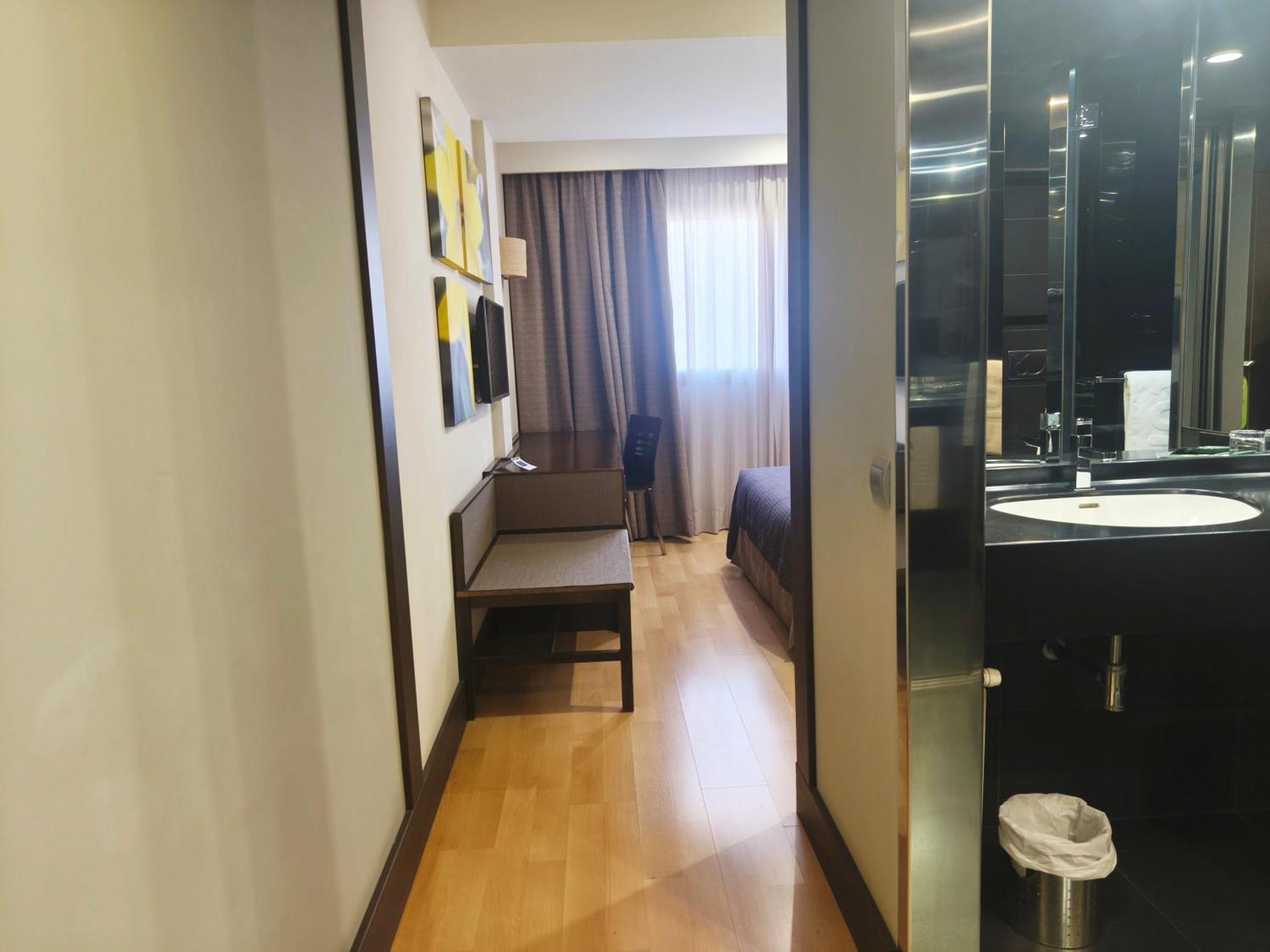 Hotel Sercotel Cuatro Postes Ávila Exteriér fotografie